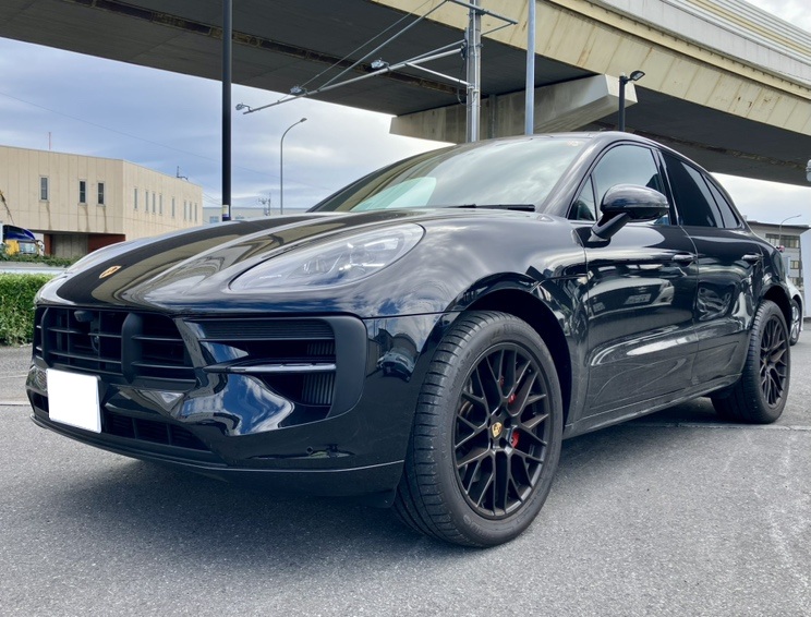 ポルシェ　マカンGTS