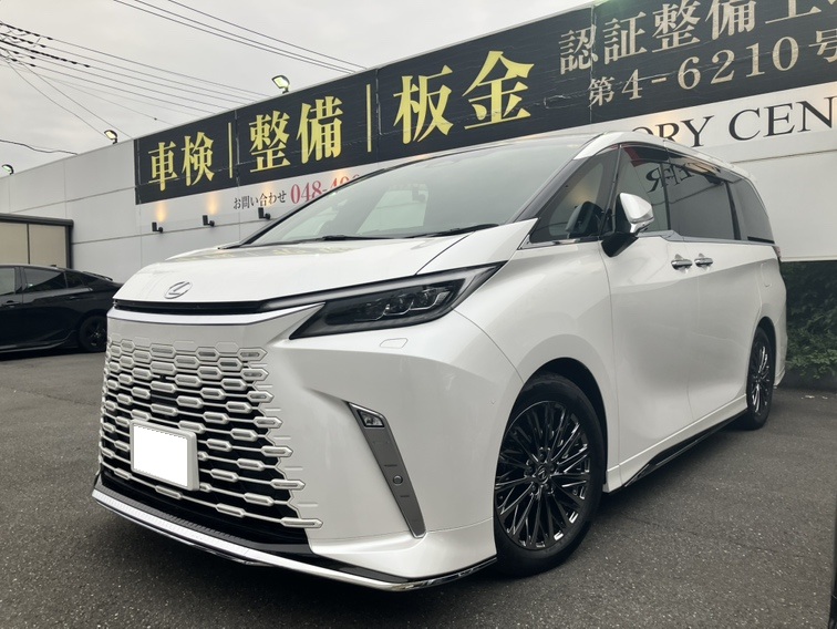 レクサス　LM500