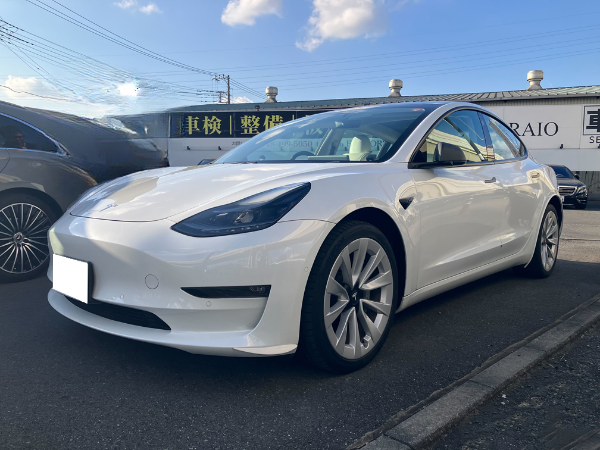 テスラ　モデル3