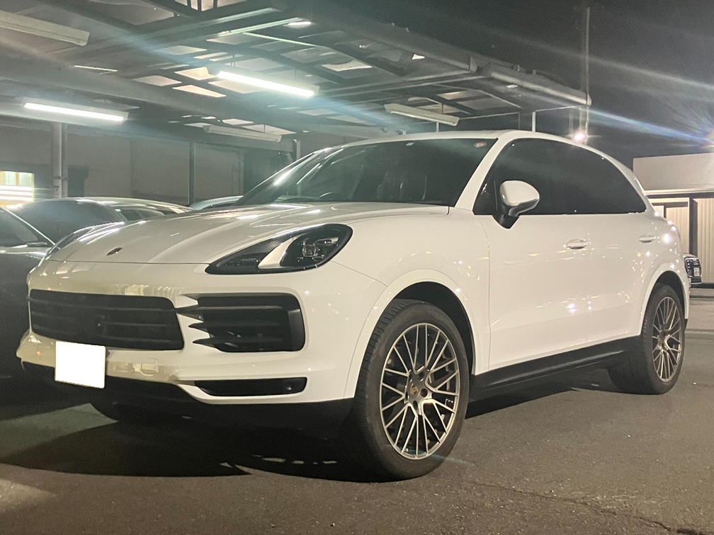 ポルシェ　カイエン プラチナED