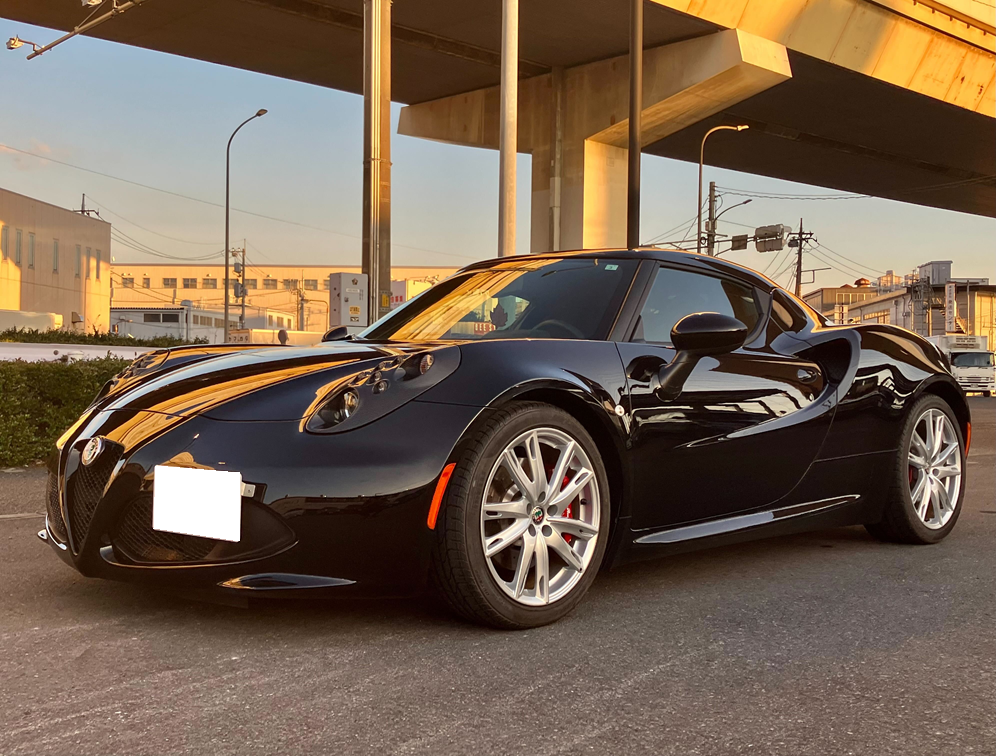 アルファロメオ　4C