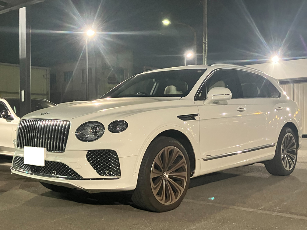 ベントレー　ベンテイガ