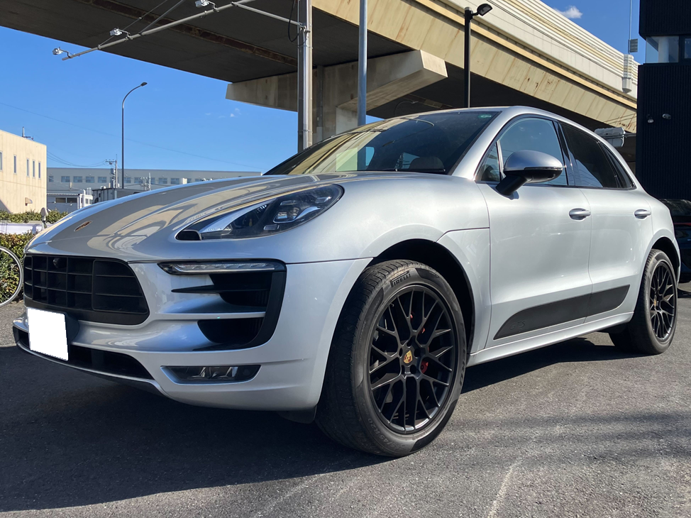 ポルシェ　マカンGTS