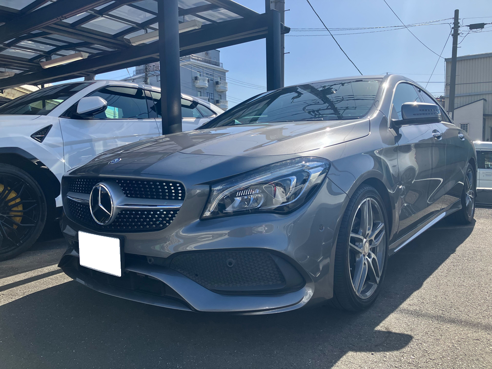 メルセデスベンツ　CLA180