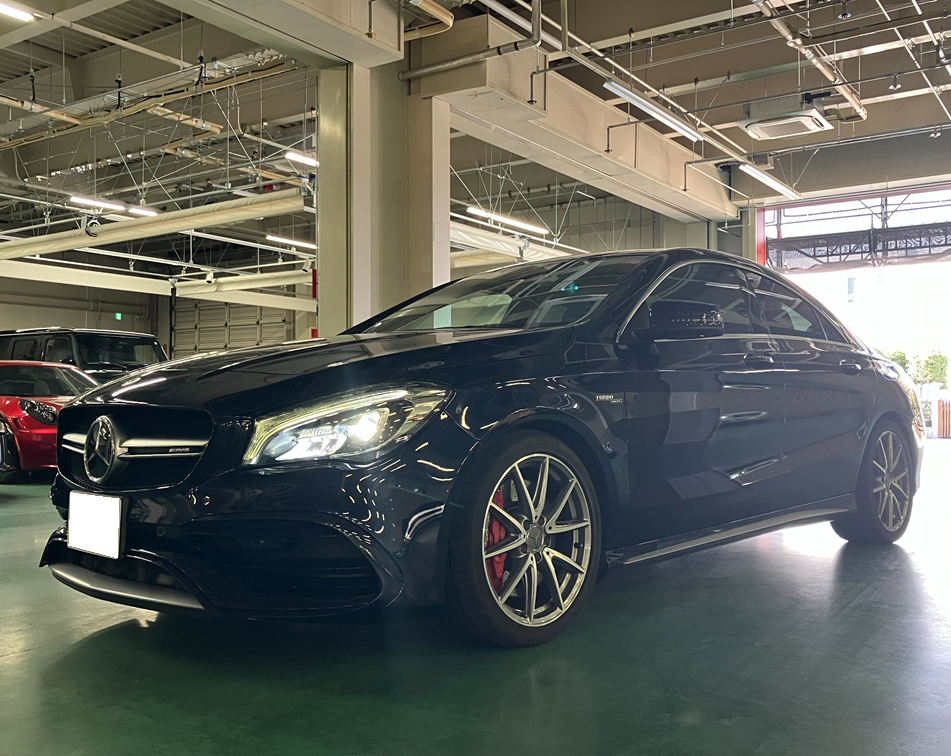 メルセデスAMG　CLA45