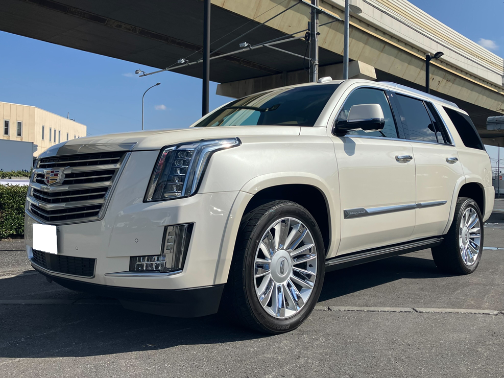 キャデラック　エスカレード　プラチナム