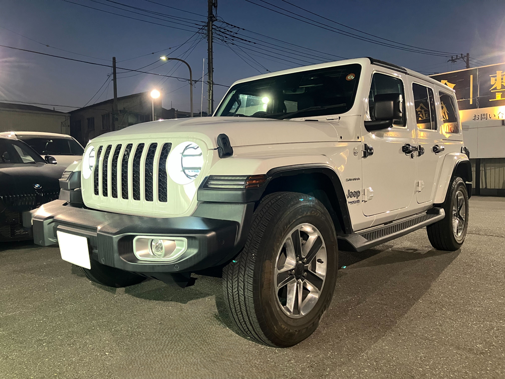 ジープ　ラングラーアンリミテッドサハラ