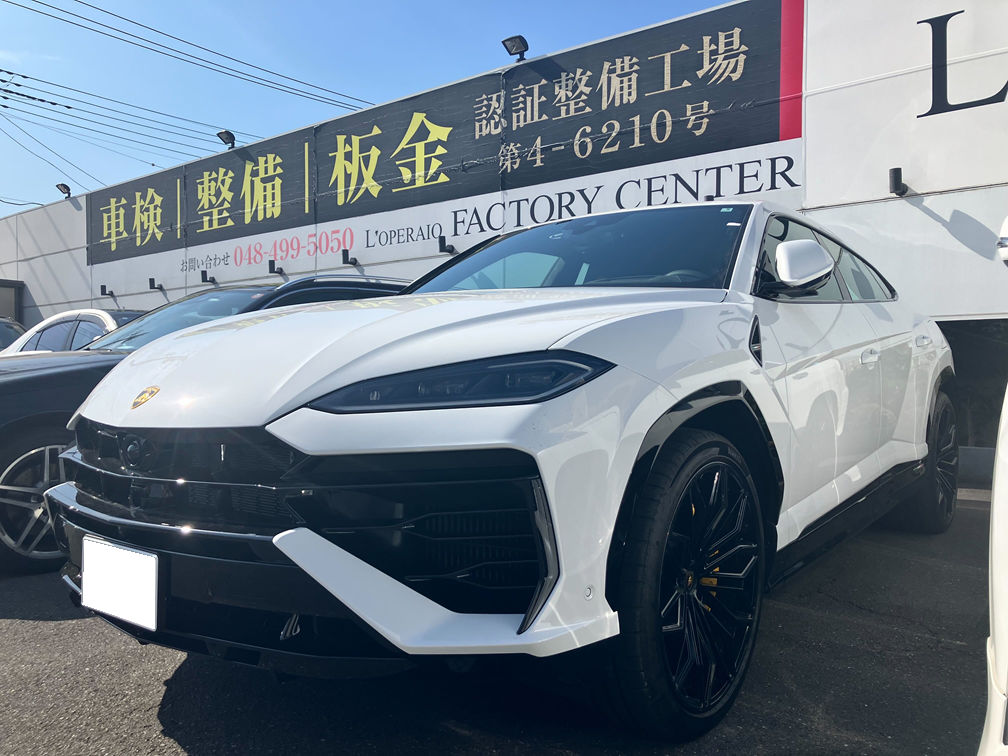 ランボルギーニ　ウルスSE